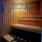 Parrag Panzio 3*