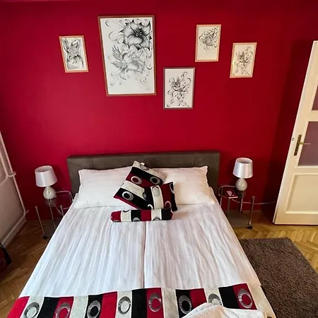 B&B Parrag Panzio 매트라스젠티므라