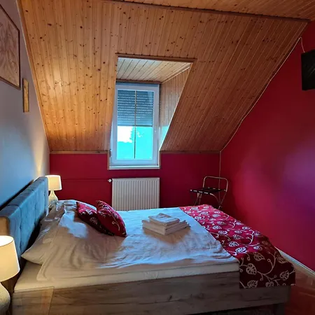 Parrag Panzio B&B 매트라스젠티므라
