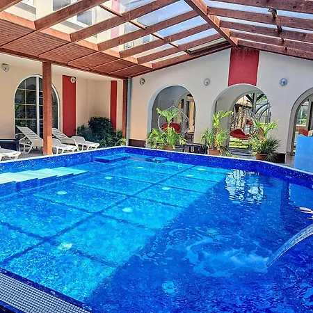 Parrag Panzio B&B 3*