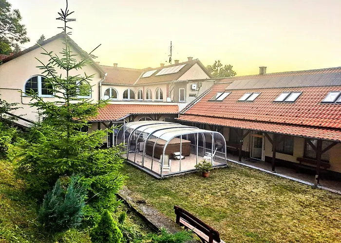 Parrag Panzio Bed & Breakfast